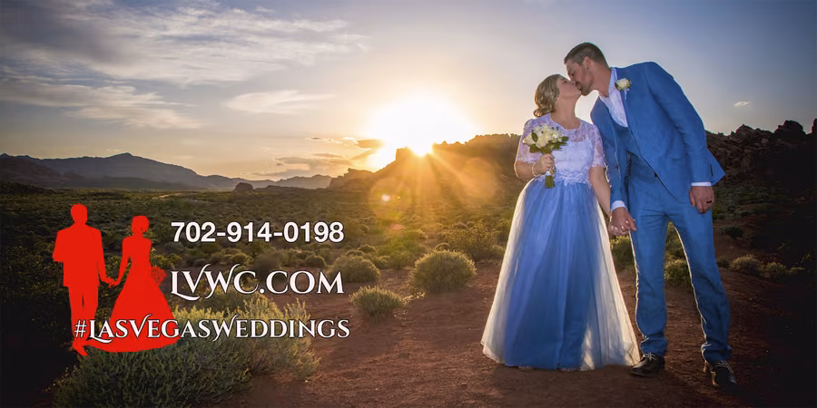 Bride and groom sharing a kiss at sunset in Valley of Fire State Park, Nevada